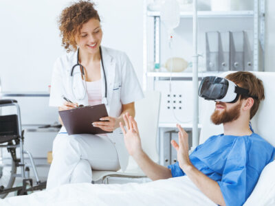 virtual reality for pain prevention